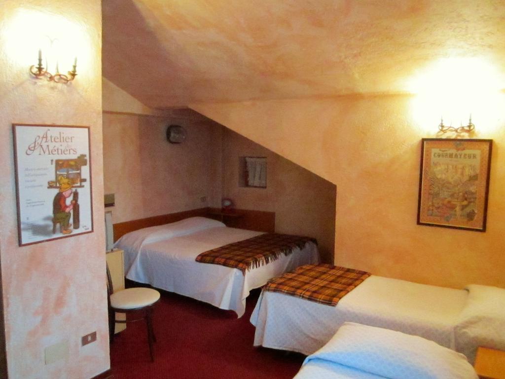 קורמאיור Hotel Del Viale מראה חיצוני תמונה